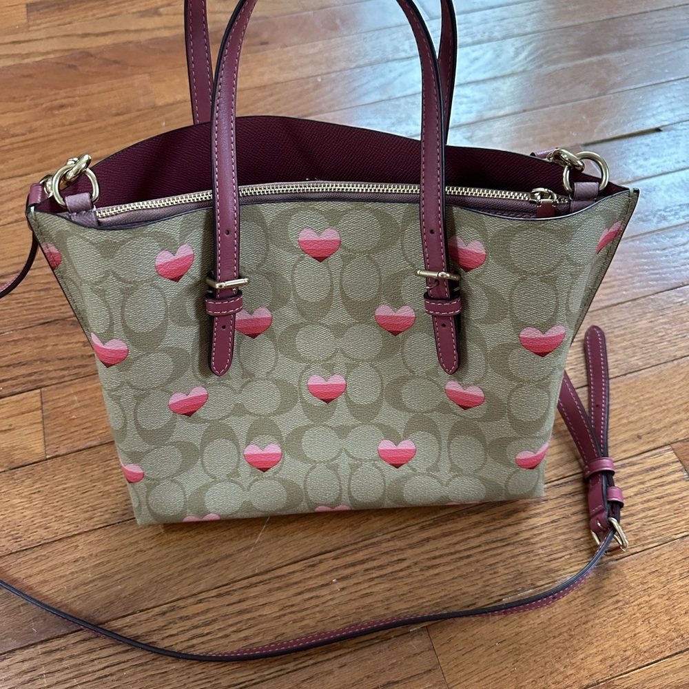 Coach Heart Mollie Tote Bag — excellent condition - Picture 10 of 10